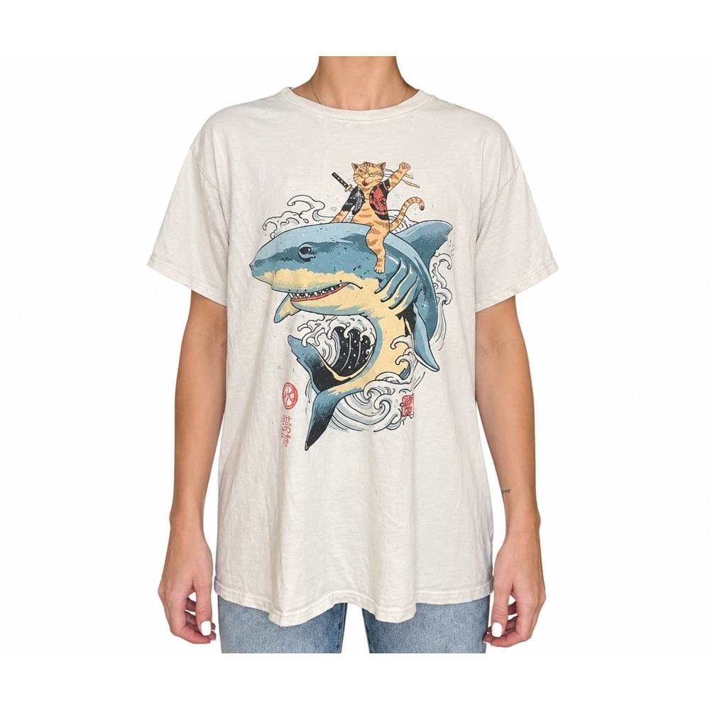 Mens Cat Riding Shark Graphic Tee Japanese Ukiyo-e Style Samurai Cat T-Shirt